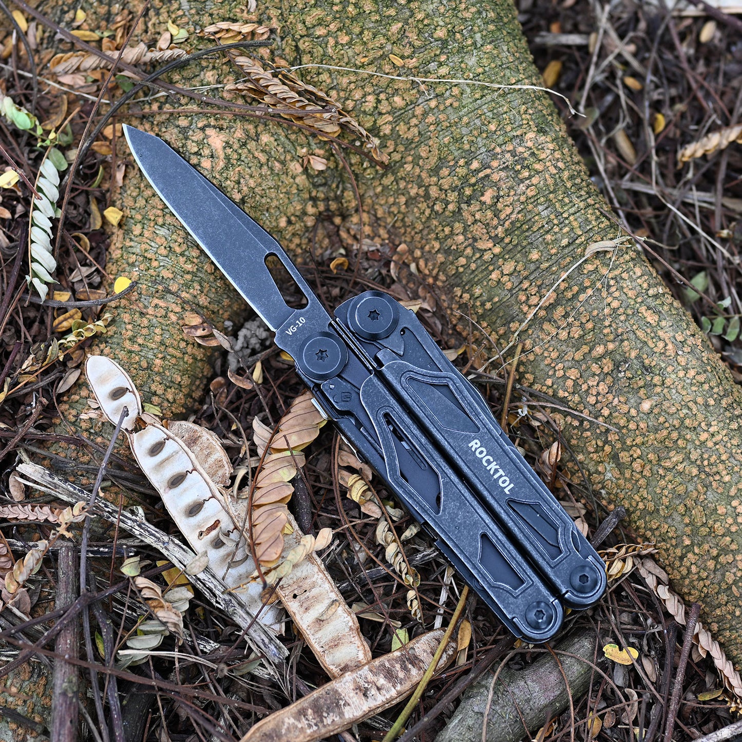 ROCKTOL SK05VGB Retro-Black Multitool Pliers, 29-in-1 Heavy-duty Stainless Steel Multi Tool Set with VG-10 Blade, Replaceable Wire Cutters and Saw Nylon Sheath for Camping Survival Repair